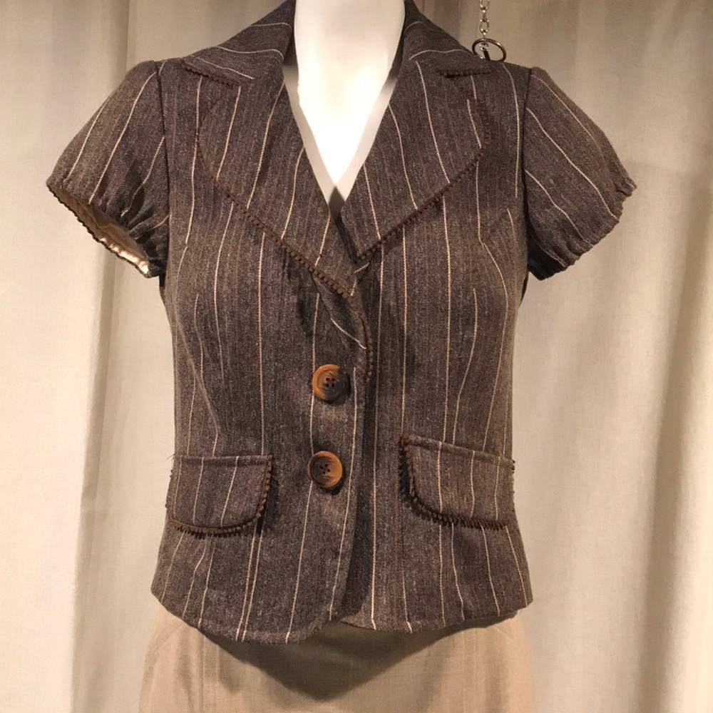 Short Sleeved Blazer